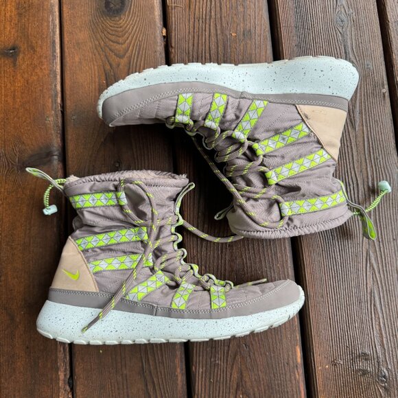 NIKE Roshe Run Hi Sneakerboot Gray/Lime Shoes in Women's 9 - 616724-001 - Picture 4 of 13